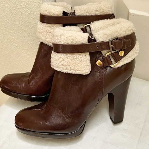 Authentic Miu Miu shearling lined leather ankle boots - Picture 8 of 14